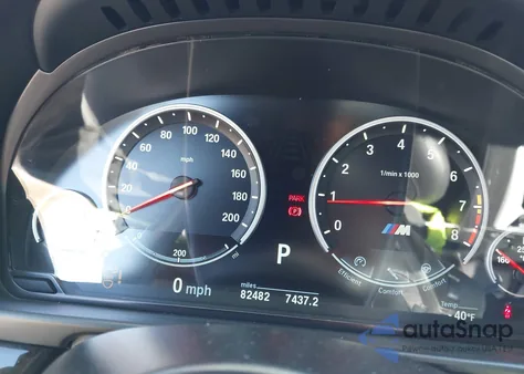 2014 BMW M5 из США, поврежденный, VIN WBSFV9C53ED593286